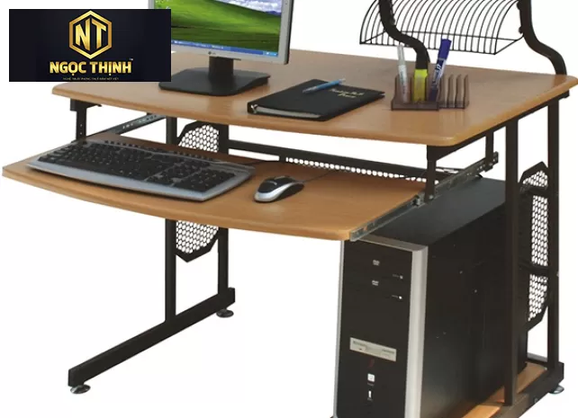 Bàn máy tính khung thép sơn tĩnh điện kết hợp gỗ ép chân không BMT46